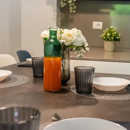 Stayeasy Gargano - Stylish With Private Yard Apartment *