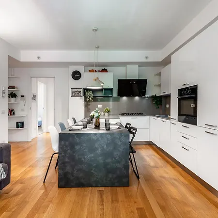 Stayeasy Gargano - Stylish With Private Yard Apartment *