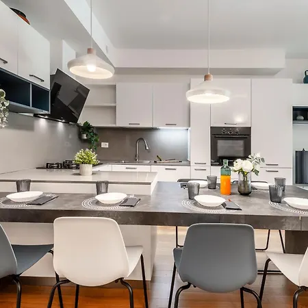 Stayeasy Gargano - Stylish With Private Yard Apartment *