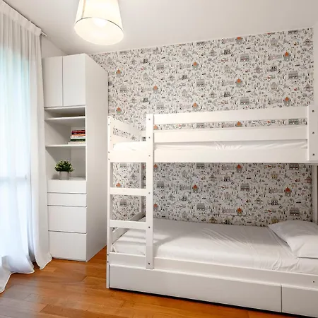 Stayeasy Gargano - Stylish With Private Yard Apartment Milan
